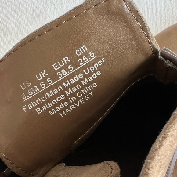 Heeled Bootie - Picture 11 of 11